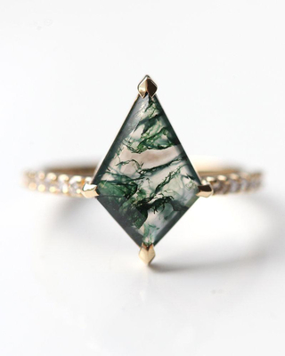 Gem's Beauty क्रिसमस गिफ्ट उसके 0.63CT स्क्वायर शेप नेचुरल मॉस एगेट के लिए 925 स्टर्लिंग में स्टोन एंगेजमेंट रिंग