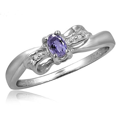0.25 कैरेट Tanzanite 0.925 व्हाइट डायमंड एक्सेंट के साथ स्टर्लिंग सिल्वर रिंग ज्वेलरी