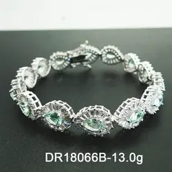 महिलाओं के लिए पियर कट Tanzanite सिल्वर शानदार क्वालिटी का ब्रेसलेट