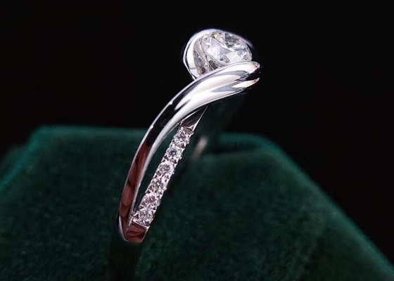गोल कट 0.46ct रियल डायमंड ज्वैलरी रिंग 14K व्हाइट गोल्ड मटेरियल ODM