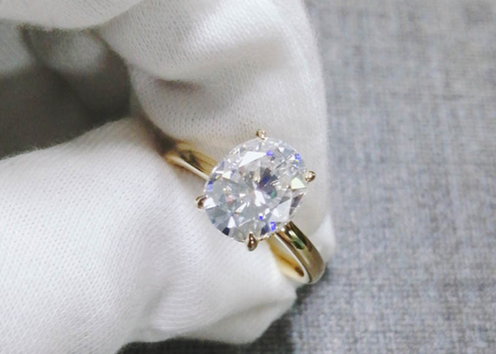 1.5ct ओवल कट लैब ग्रोन मोइसानाइट रिंग 14K गोल्ड मटेरियल 0.7×0.9cm आकार