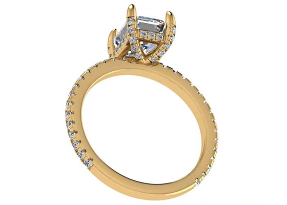 एमराल्ड कट 18K रोज गोल्ड रिंग Wiith 7.58×5.83mm डायमेंशन नेचुरल डायमंड OEM