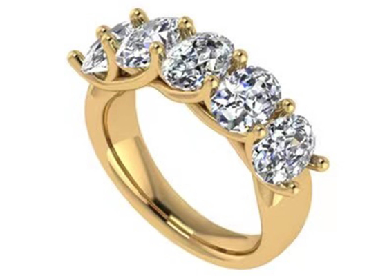 ओवल डायमंड 18K रोज गोल्ड रिंग 6.43x 4.7x 3.03mm साइज एनिवर्सरी के लिए