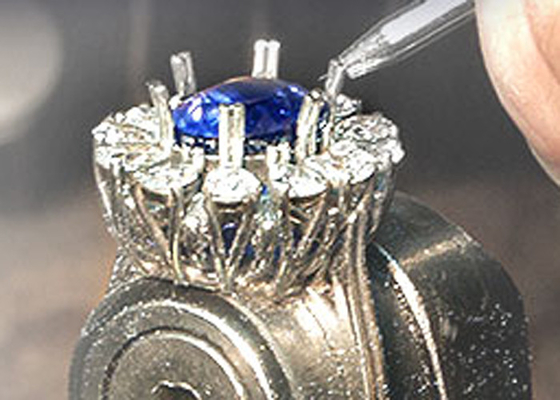 सगाई के लिए दो टोन 0.80ct सेमी माउंट ज्वेलरी रिंग 14K गोल्ड मटेरियल ODM: