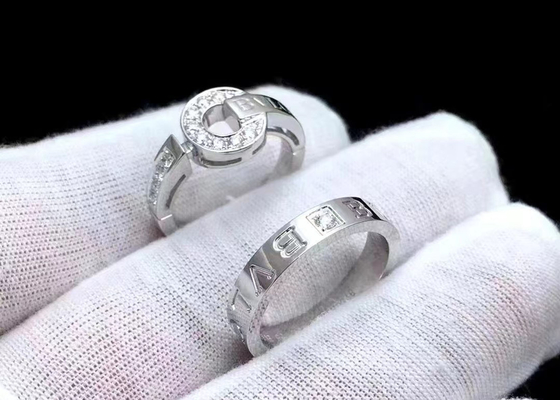 प्रॉम सेटिंग 18K सॉलिड गोल्ड ज्वैलरी रिंग 0.48ct प्रॉमिस 4mm-6mm चौड़ाई के लिए
