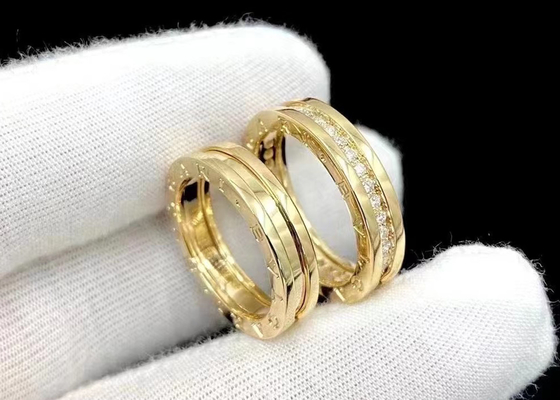 3.26g वजन 18K सॉलिड गोल्ड ज्वैलरी रिंग 0.4ct सगाई वेडिंग ODM के लिए: