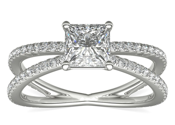 0.1ct RD3.0MM वादा सगाई और शादी की अंगूठी 3.21g वजन सेट करें: