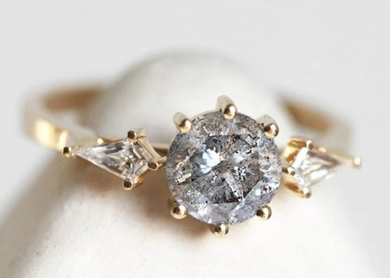 0.8ct लैब ग्रोन डायमंड एंगेजमेंट रिंग्स, 9k गोल्ड वेडिंग रिंग ODM OEM