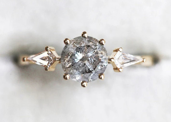 0.8ct लैब ग्रोन डायमंड एंगेजमेंट रिंग्स, 9k गोल्ड वेडिंग रिंग ODM OEM