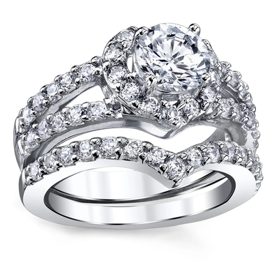 राउंड ब्रिलियंट कट हार्ट शेप्ड डायमंड एंगेजमेंट रिंग 0.46CT OEM