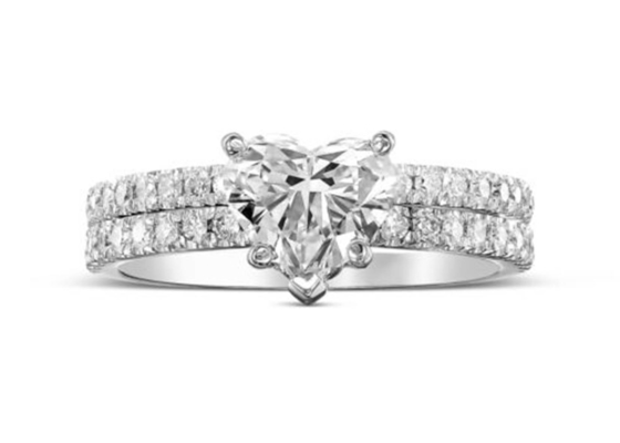 ODM 18k गुलाब गोल्ड डायमंड रिंग हार्ट कट मैचिंग बैंड 2.75CT . के साथ